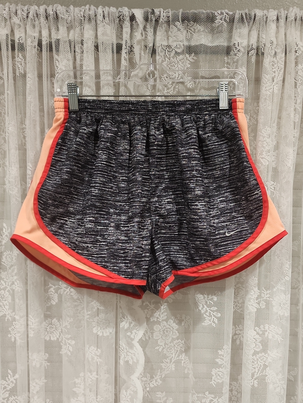 NIKE "DRI-FIT" SHORTS